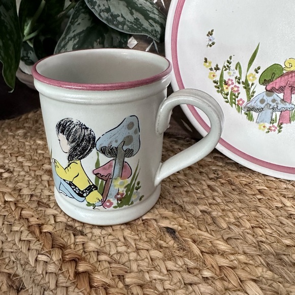 Vintage Denby England Dream Weaver Child's Stoneware Plate & Mug Girl Mushrooms - Picture 7 of 9